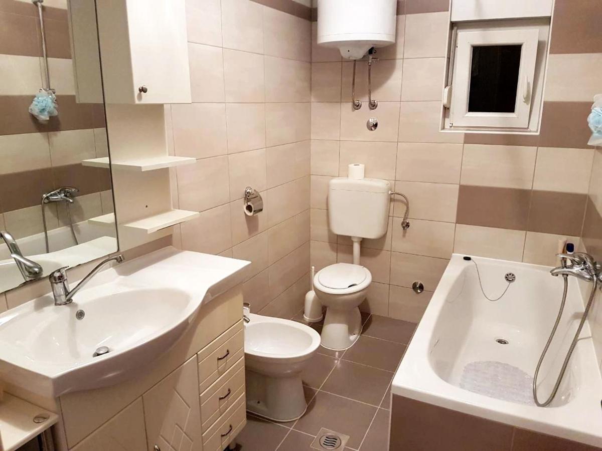 Seaside Apartments With A Swimming Pool Barbat, Rab - 4951 Barbat na Rabu Eksteriør billede