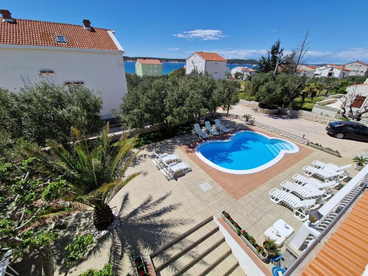 Seaside Apartments With A Swimming Pool Barbat, Rab - 4951 Barbat na Rabu Eksteriør billede