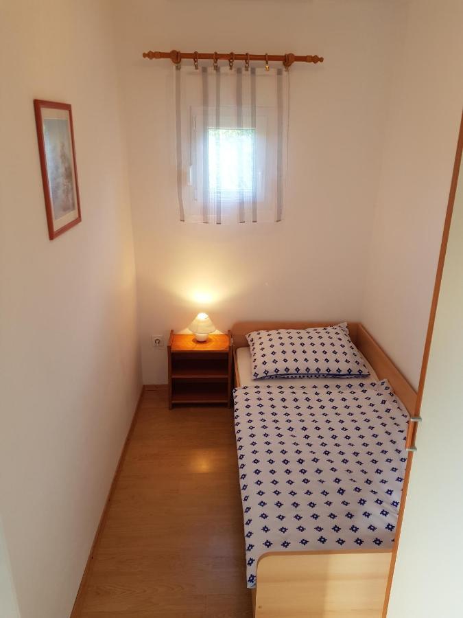 Seaside Apartments With A Swimming Pool Barbat, Rab - 4951 Barbat na Rabu Eksteriør billede
