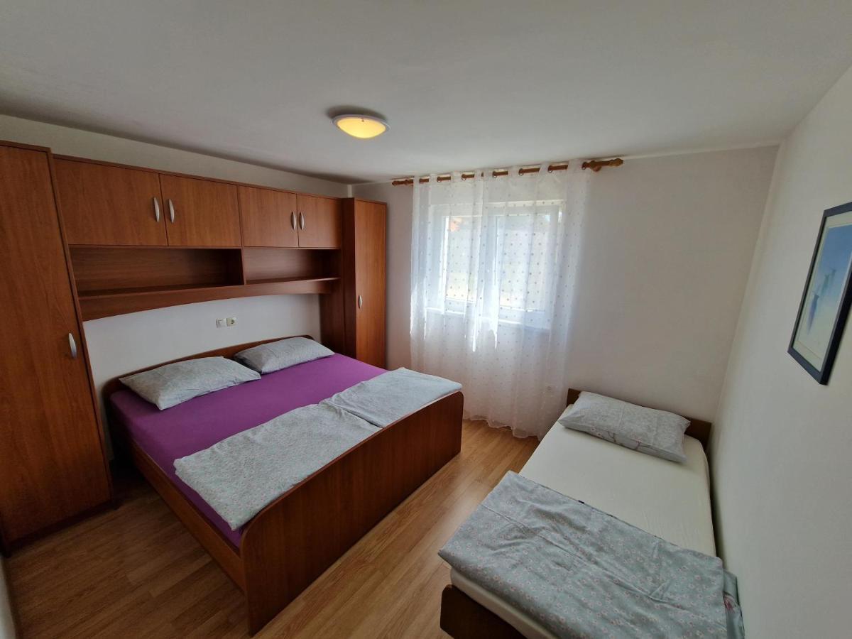 Seaside Apartments With A Swimming Pool Barbat, Rab - 4951 Barbat na Rabu Eksteriør billede